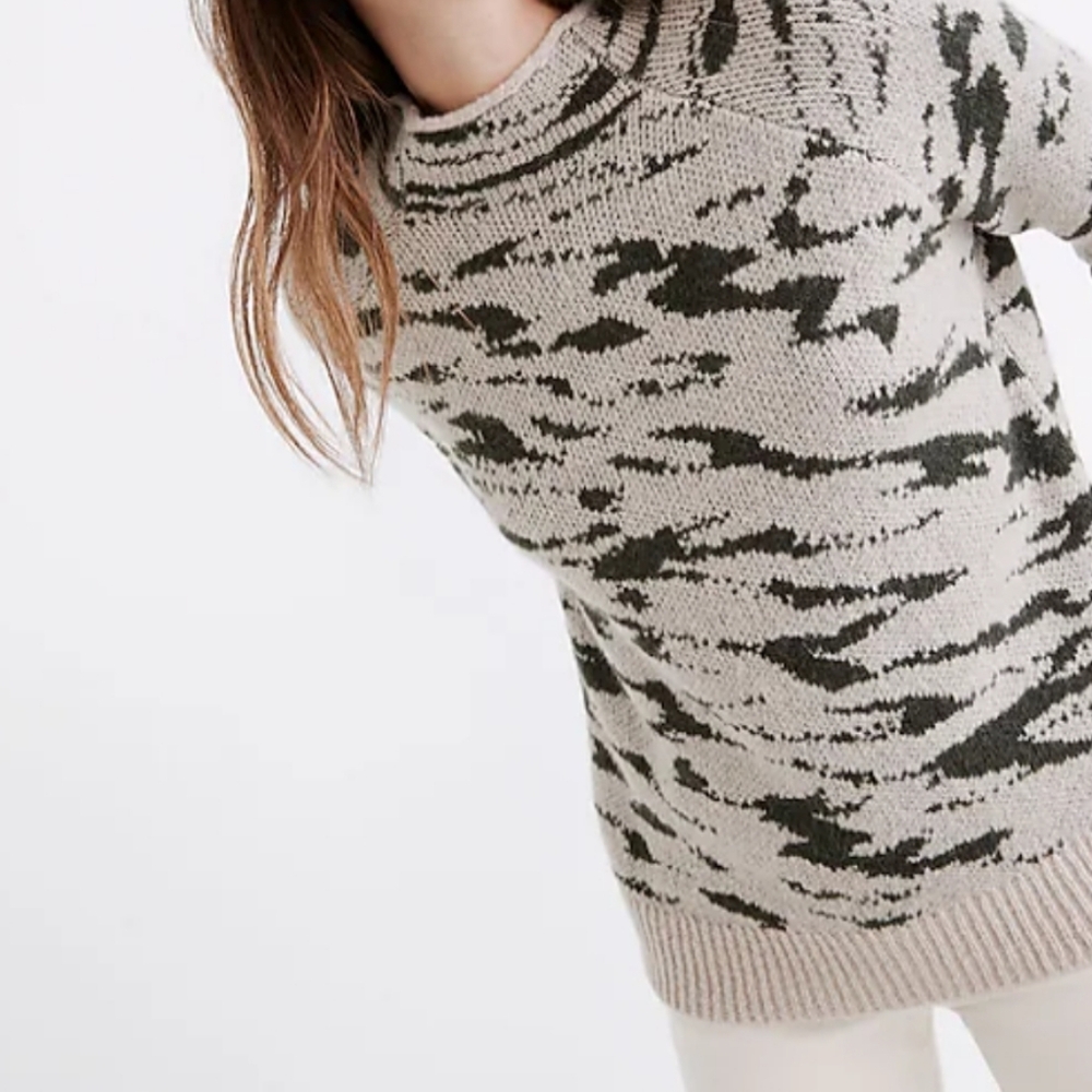 Madewell Thornton Mockneck pullover sweater. Beige and Green. Size L